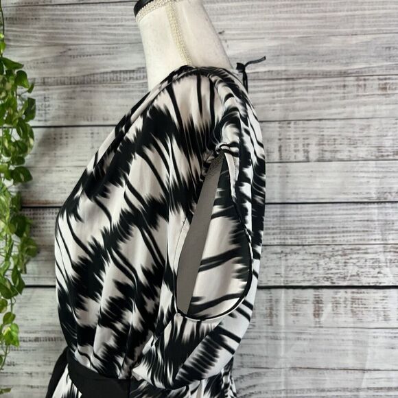 DKNY Blouse Top size Medium Black White Bow Tie Wedding Church Career Boho - Picture 10 of 14